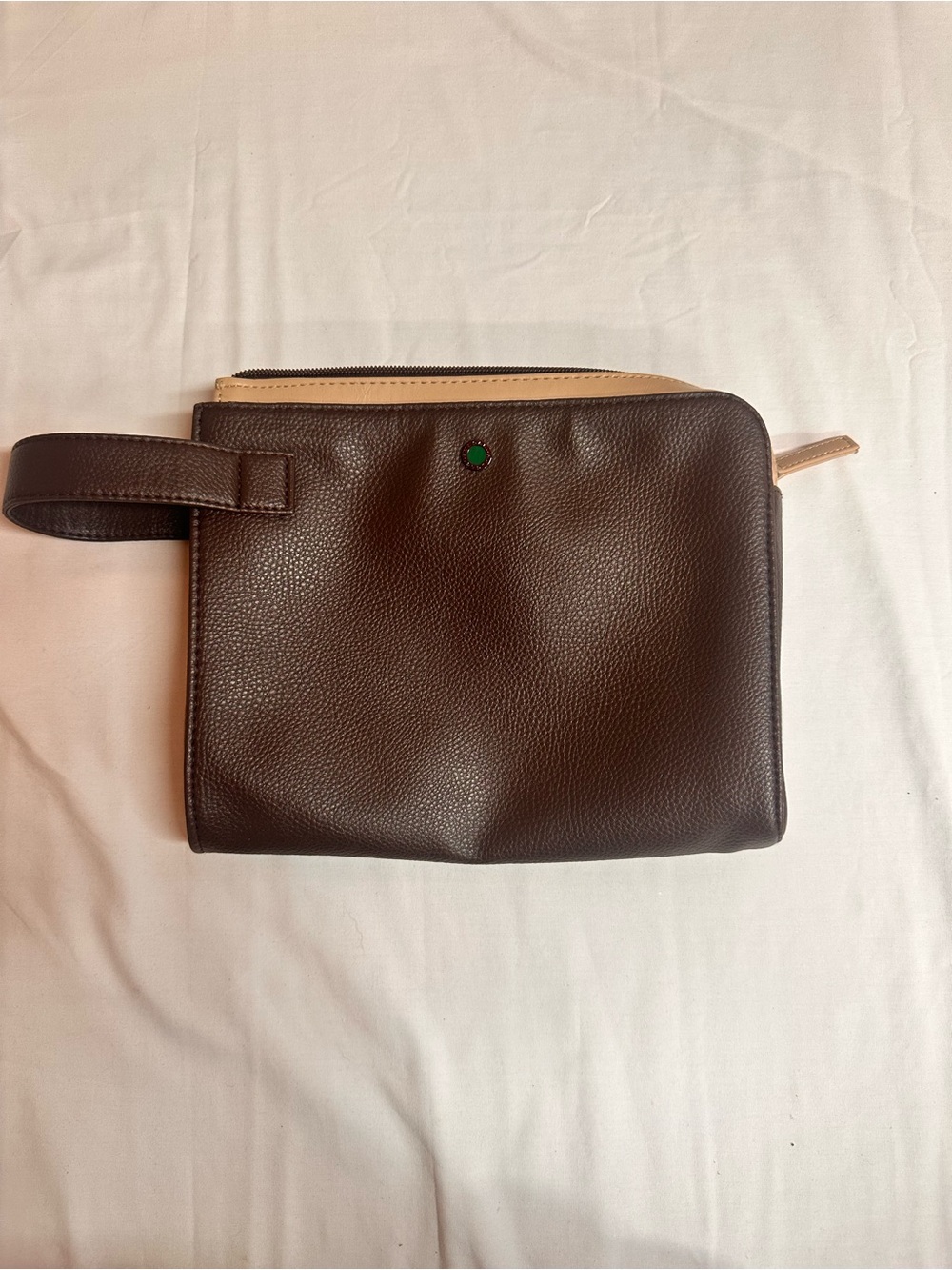 Bvlgari Parfums Brown Leather Travel Toiletry Bag Emirates Exclusive